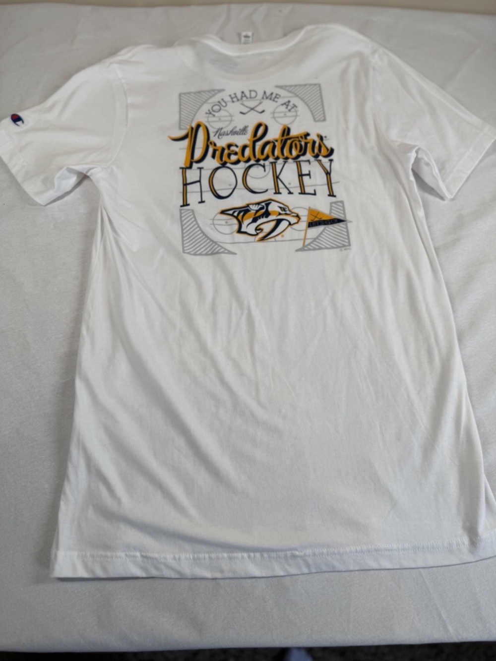 New Champion Unisex Men's Women'sNashville Predators Shirt Size Medium NWT
